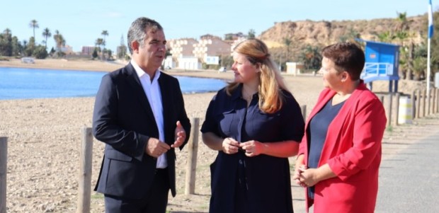 El PP denuncia el abandono del cuartel de la Guardia Civil de Mazarrón y celebra que el proyecto popular del paseo del Alamillo por fin salga a licitación.